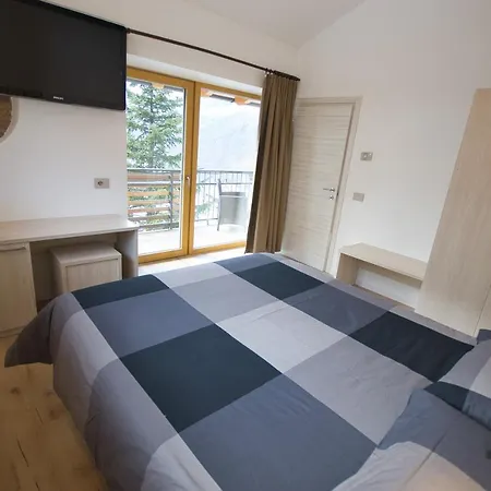 Paganella Relax And Gourmet Bed & Breakfast Spormaggiore