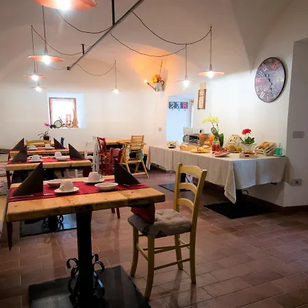 Paganella Relax And Gourmet Bed & Breakfast *